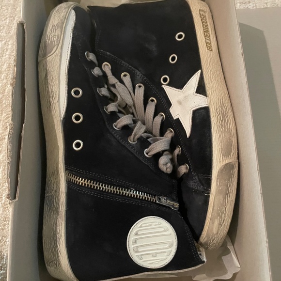 Golden goose - Picture 3 of 4